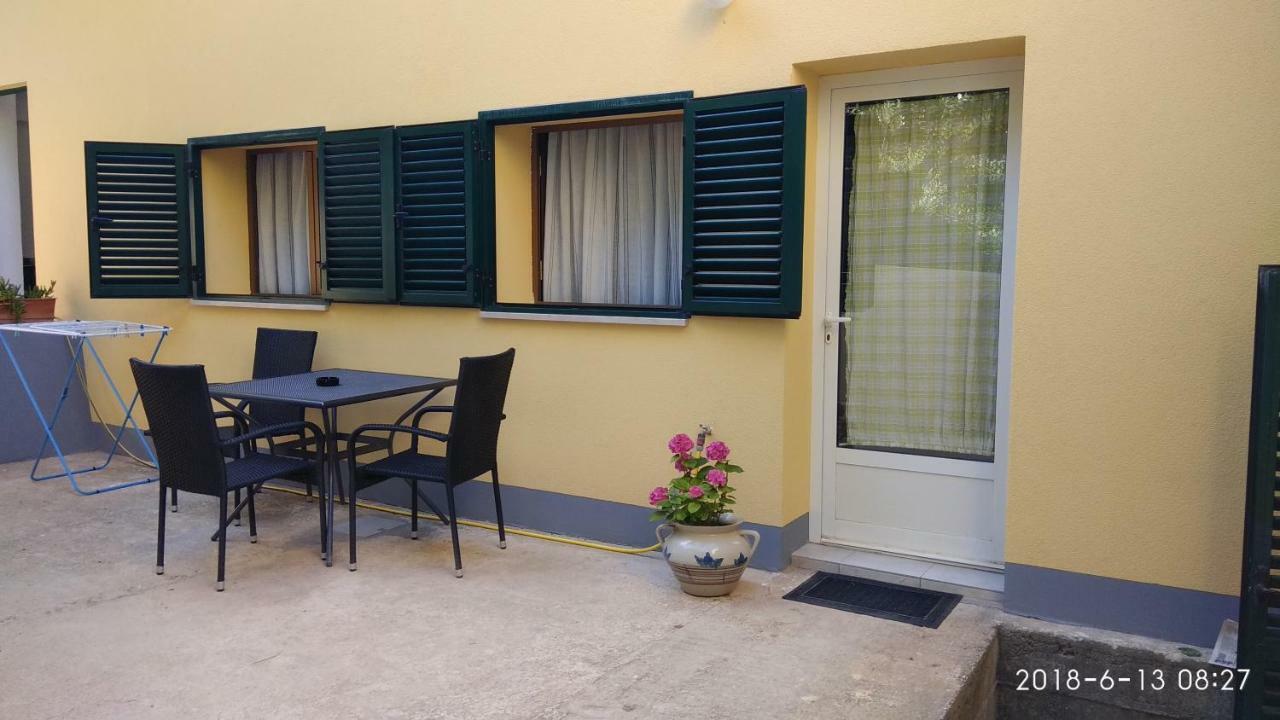 Apartment Zdenka Вели-Лошинь Экстерьер фото